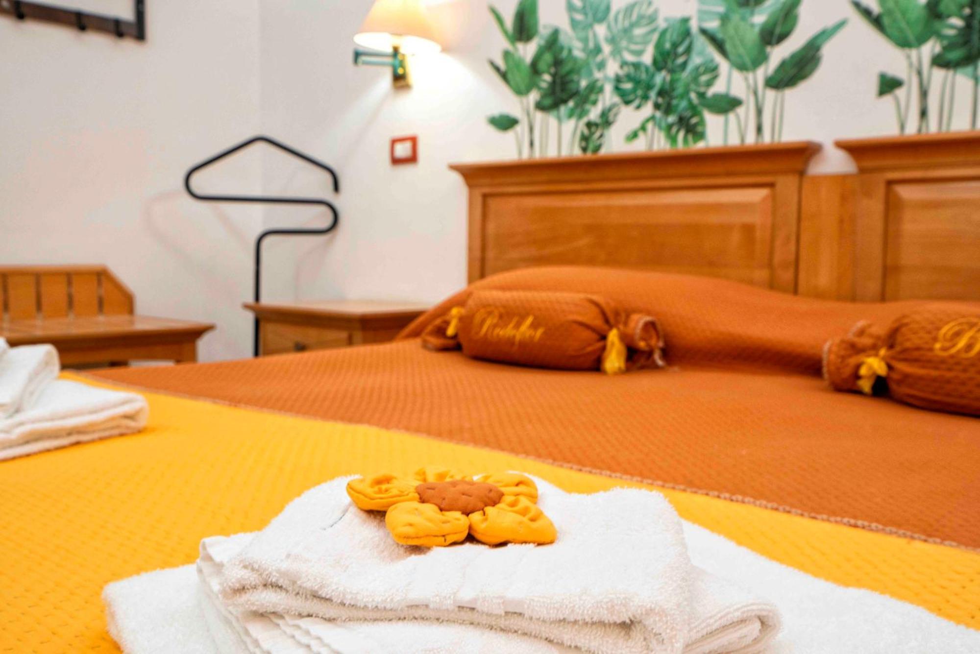 Rodoflor Rooms Castellammare di Stabia Exterior foto