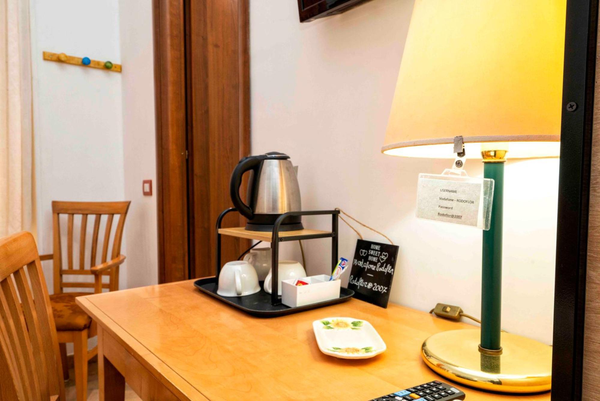 Rodoflor Rooms Castellammare di Stabia Exterior foto