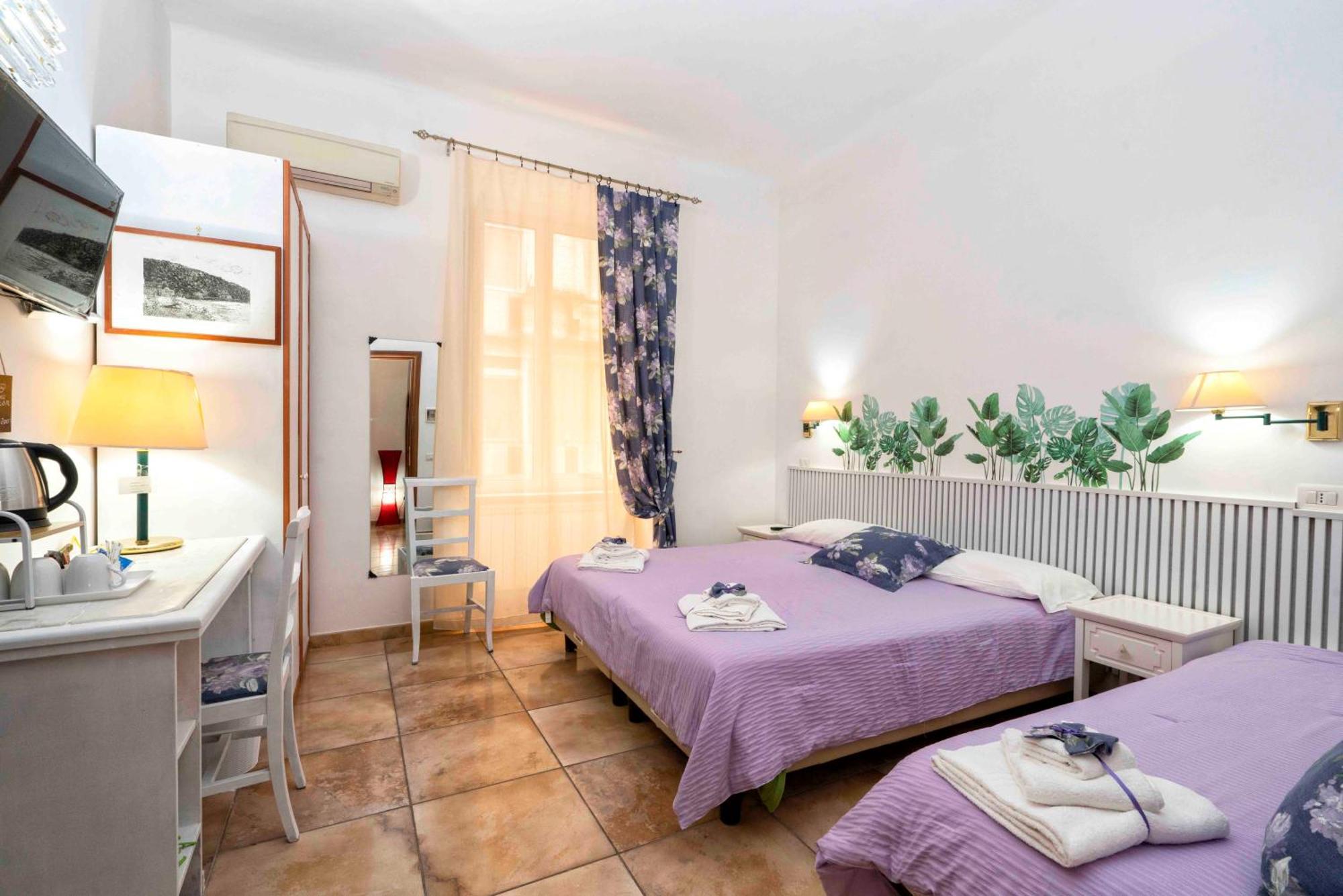 Rodoflor Rooms Castellammare di Stabia Exterior foto